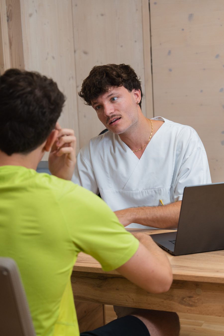 Benedikt Panic, Physiotherapeut PAN Physio Wels